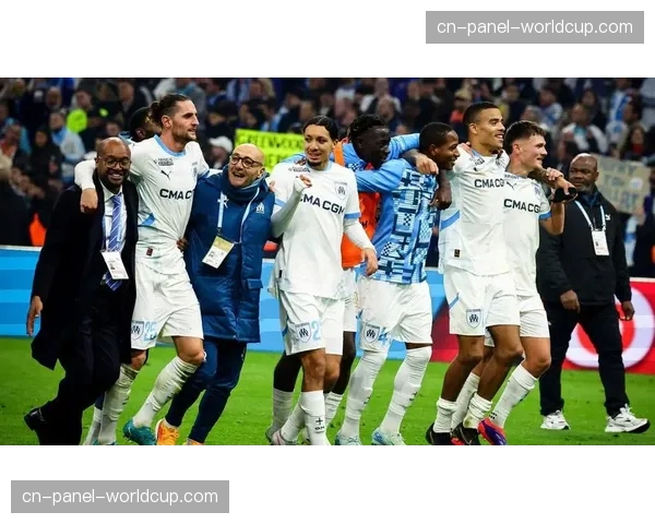 专家预测本轮最佳阵容，巴黎、马赛多人入选