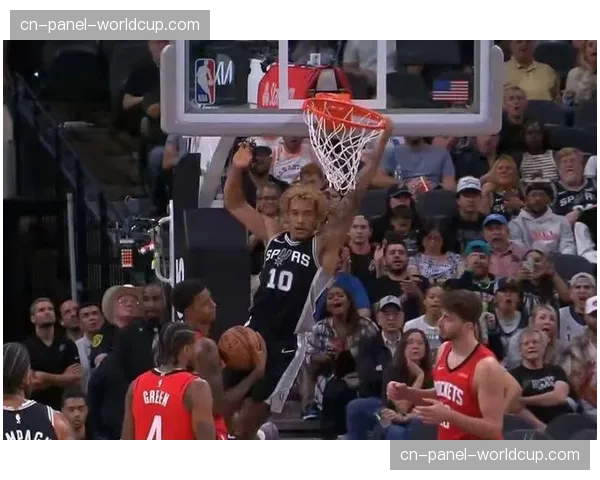 聚焦马刺新秀：其快速退防的录像剪辑在队内战术会议上被作为范例播放